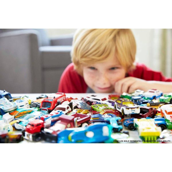 Hot Wheels Cars & Trucks Set with 1 Exclusive Car - 1:64 Scale - 8pk - Image 3